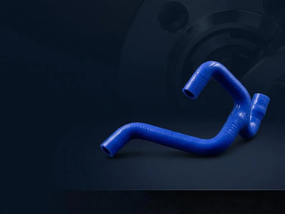 Custom silicone hoses - non-standard multi-bend geometry, real Hunthose product